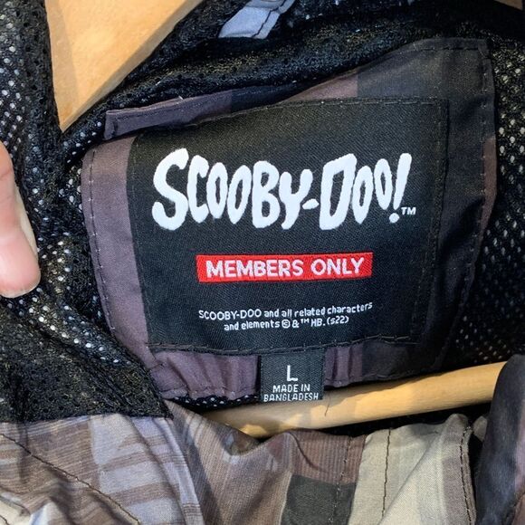 Scooby-Doo Mens Graphic Hoodie raincoat Black zip up size large members only - Picture 9 of 14